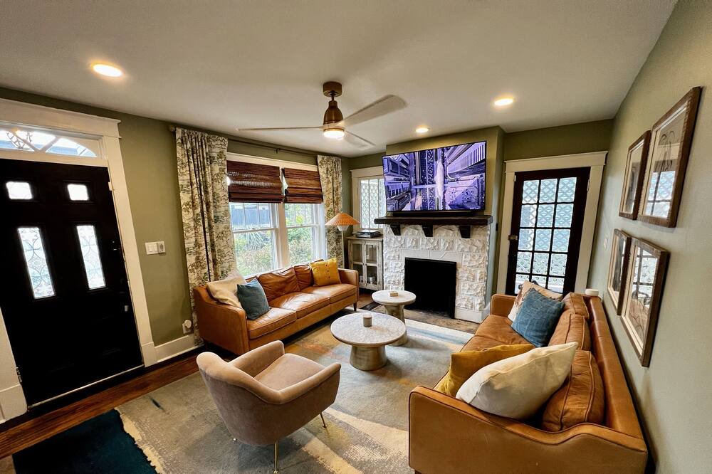 Photo of Livingroom in East End