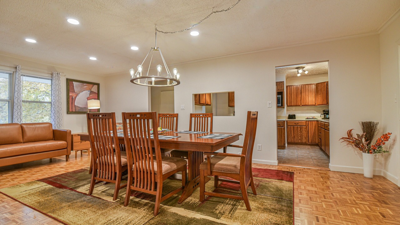 Photo of Bedroom in Skyland