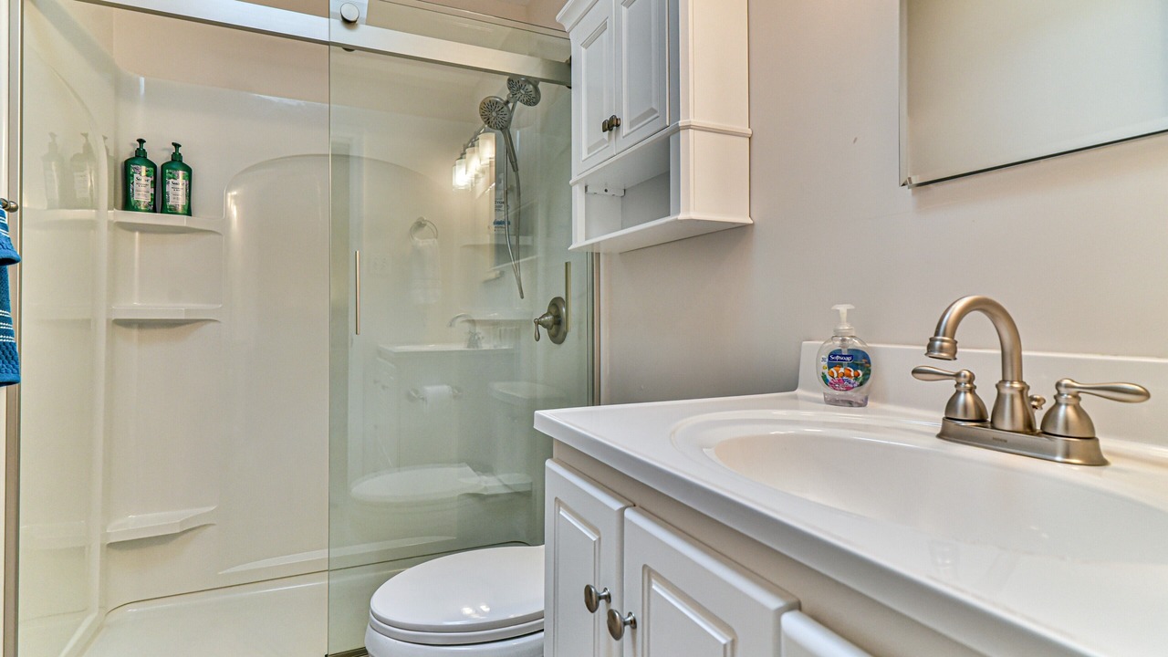 Photo of Bathroom in Skyland