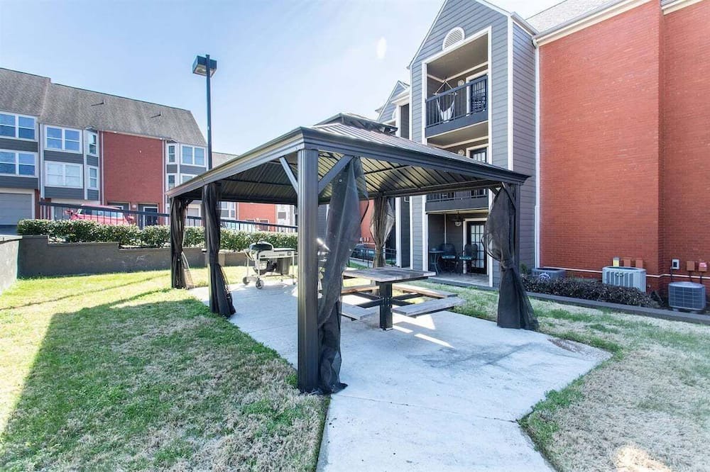 Photo of Outdoor in Rutledge Hill