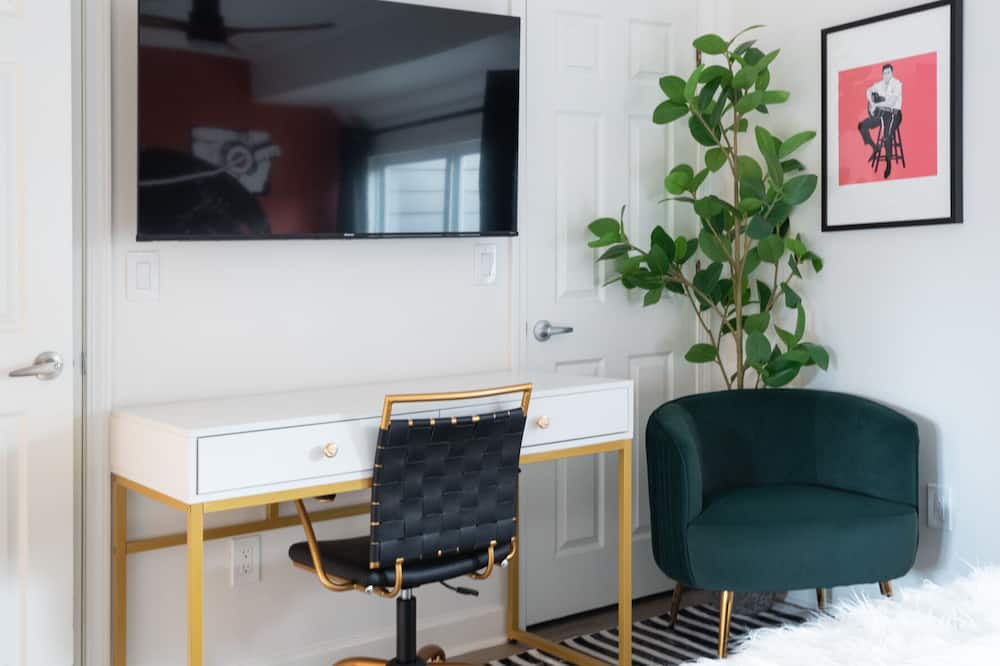 Photo of Bedroom in Rutledge Hill