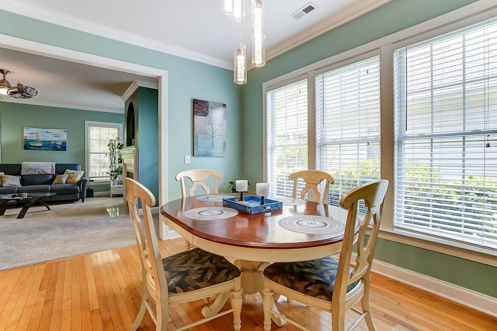 Photo of Bedroom in Cornelius
