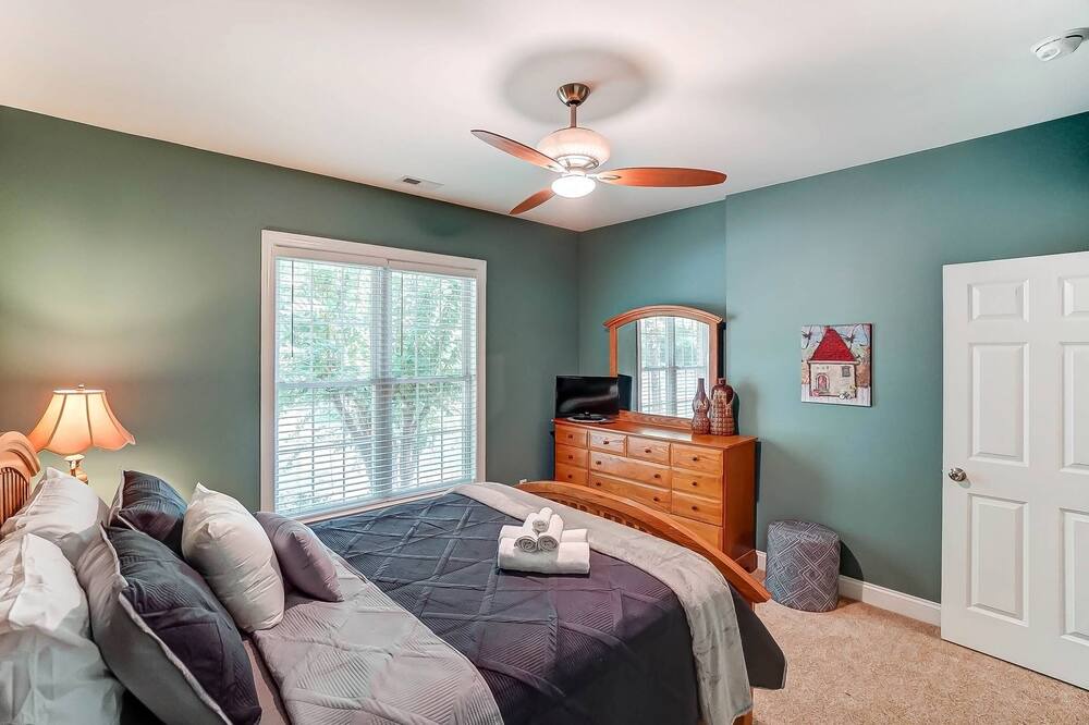 Photo of Livingroom in Cornelius