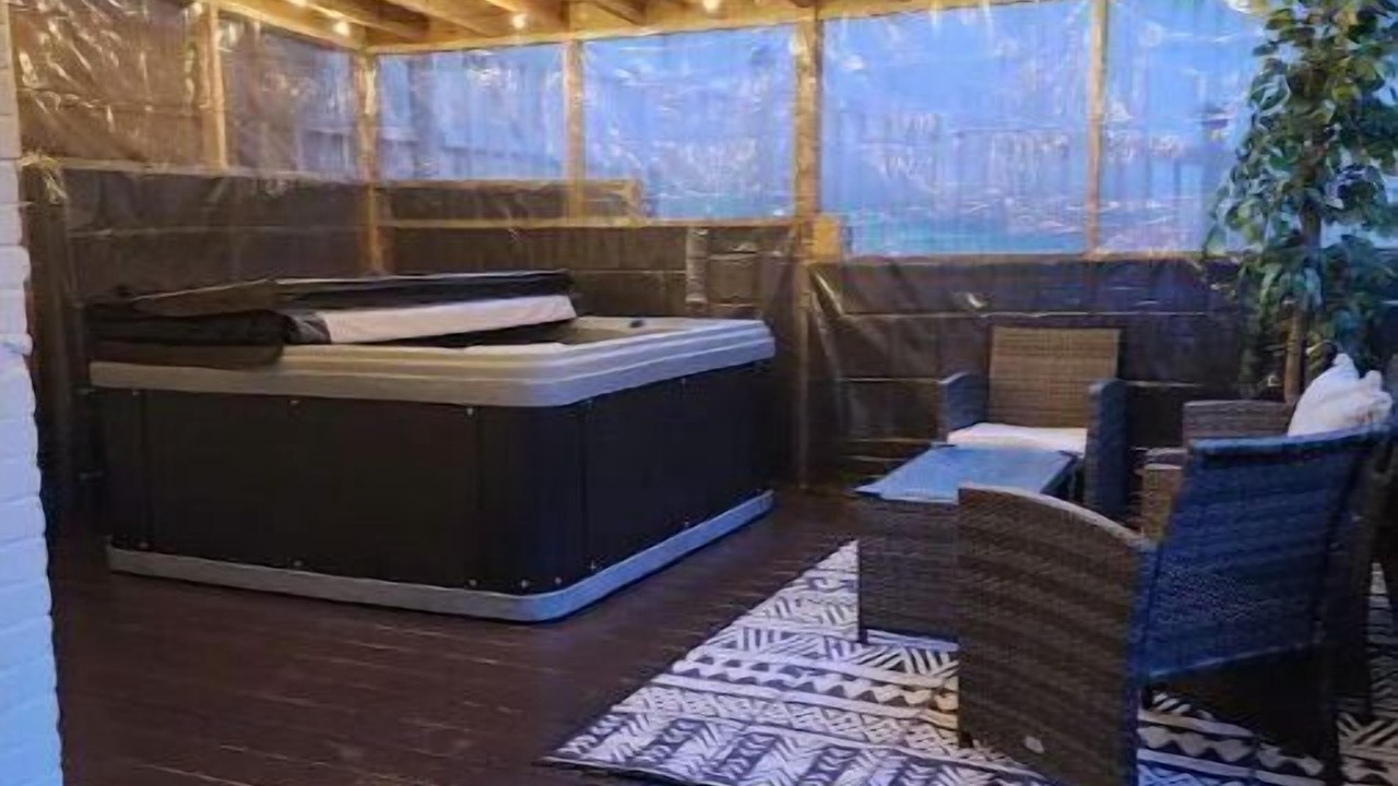 Photo of Outdoor in Forest City