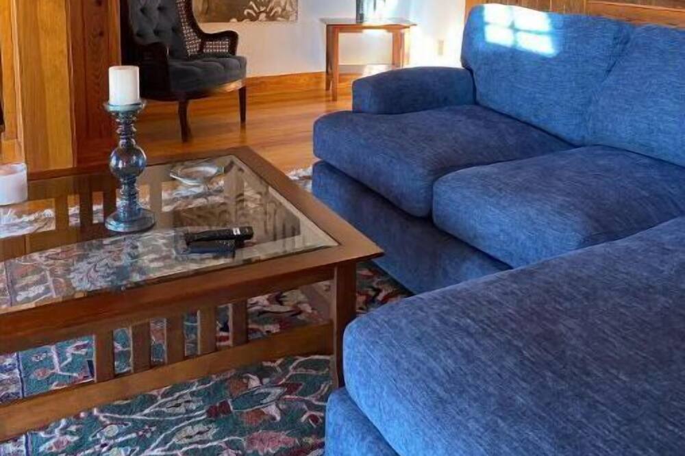 Photo of Livingroom in Warne