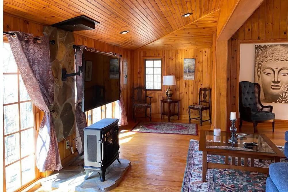 Photo of Livingroom in Warne