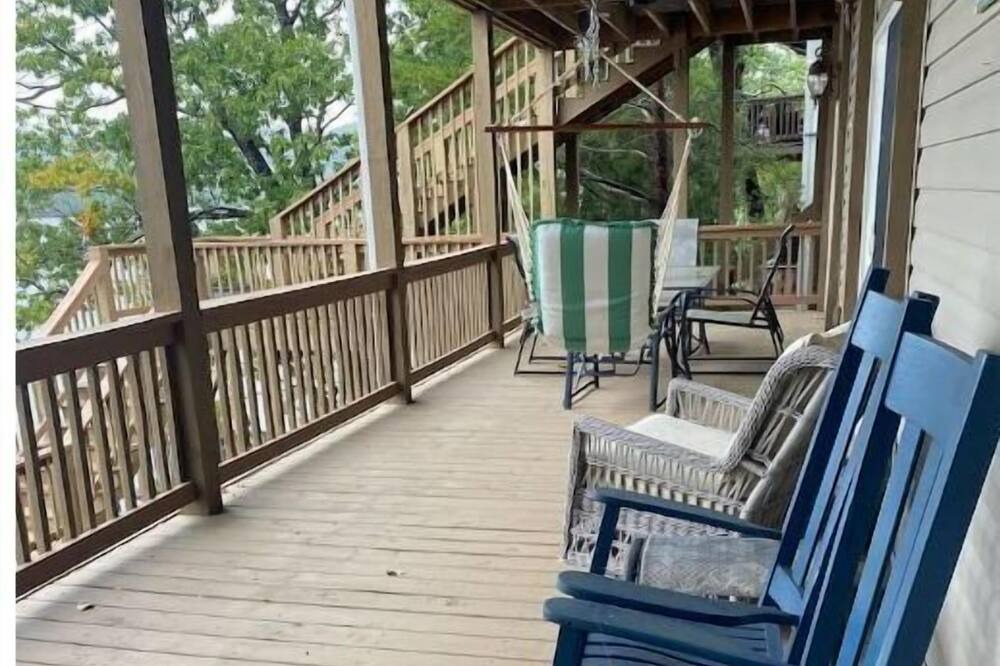 Photo of Outdoor in Troy