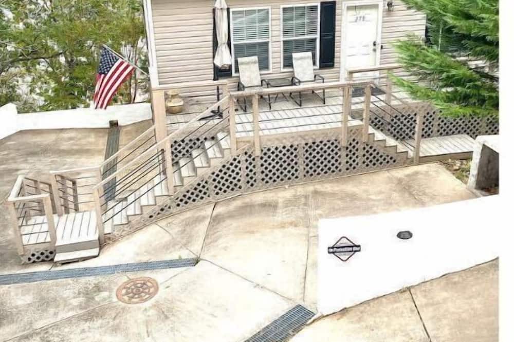 Photo of Outdoor in Troy