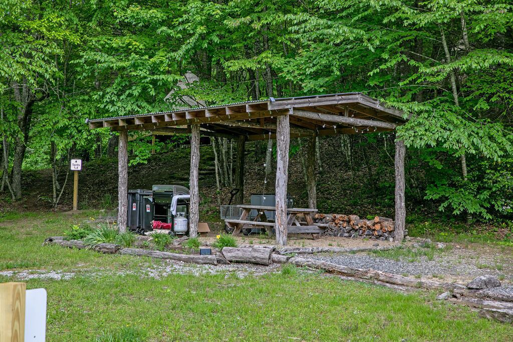 Photo of Outdoor in Rosman