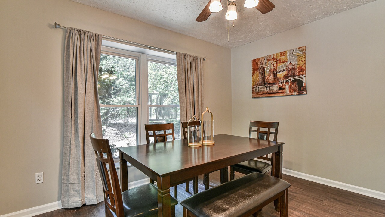 Photo of Bedroom in Oakley