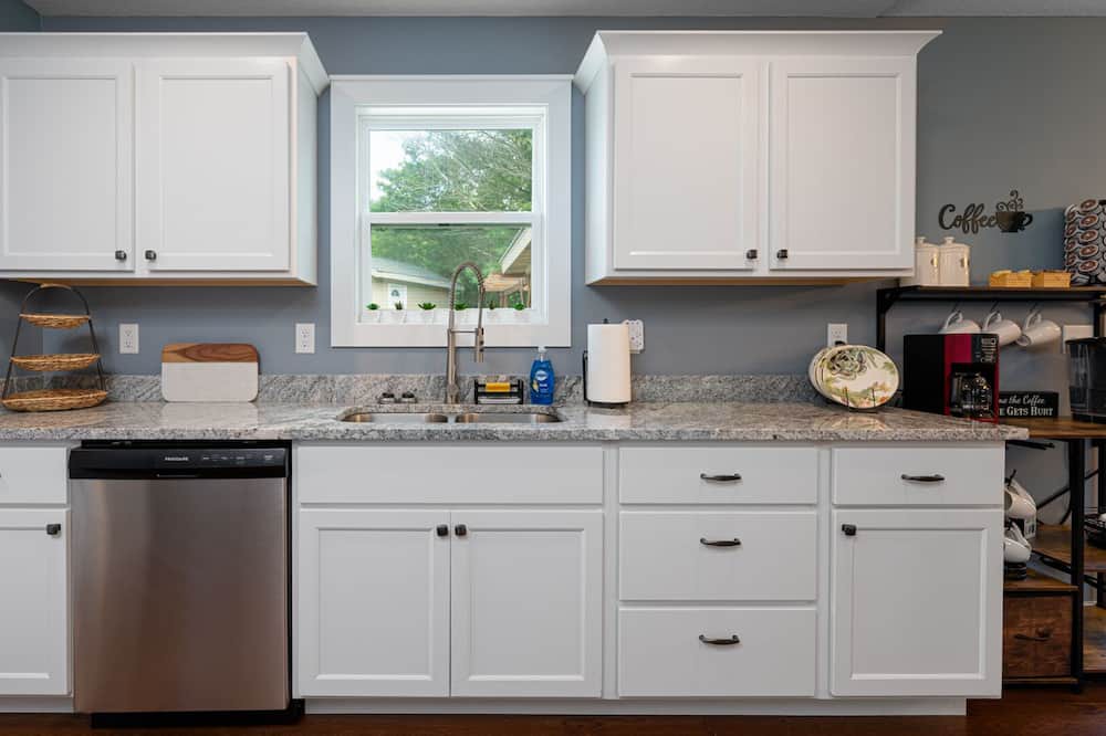 Photo of Kitchen in Fairview