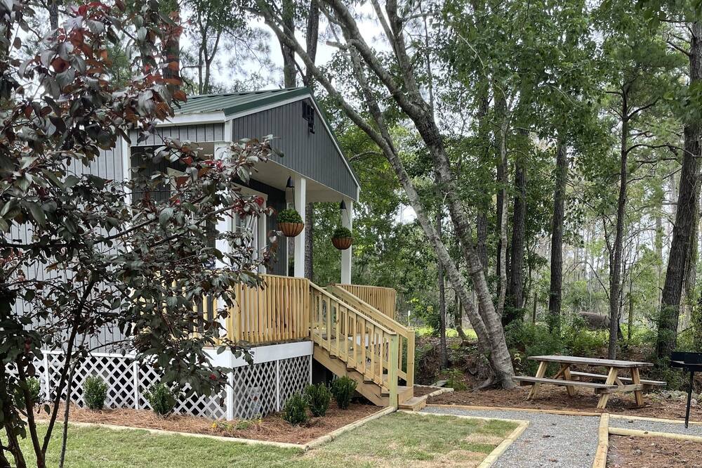 Photo of Outdoor in Myrtle Grove