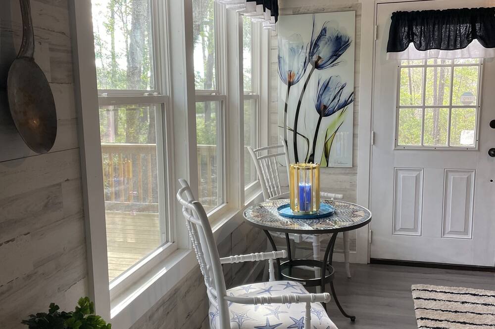 Photo of Outdoor in Myrtle Grove