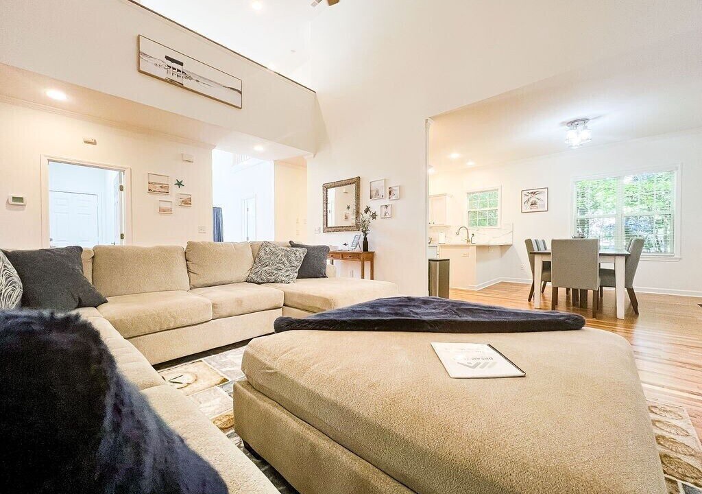 Photo of Livingroom in Ogden