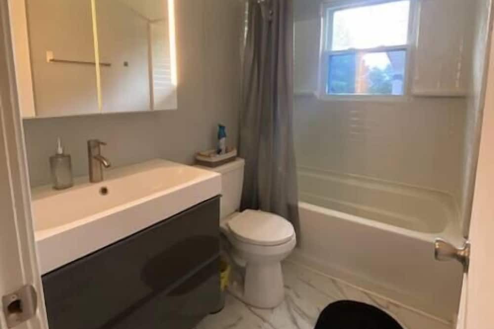 Photo of Bathroom in Catawba