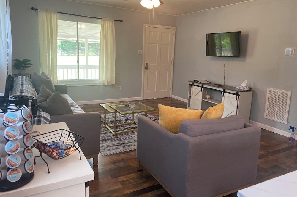 Photo of Livingroom in Catawba