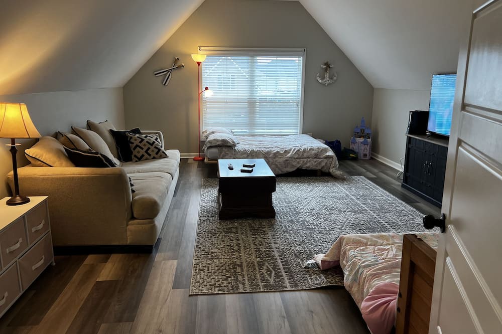 Photo of Bedroom in Piney Green