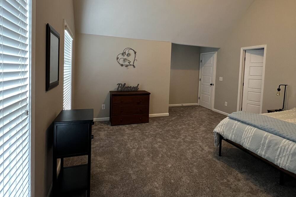 Photo of Bedroom in Piney Green