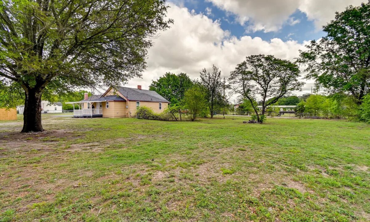 Photo of Outdoor in South View