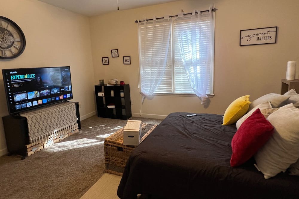 Photo of Bedroom in Mebane