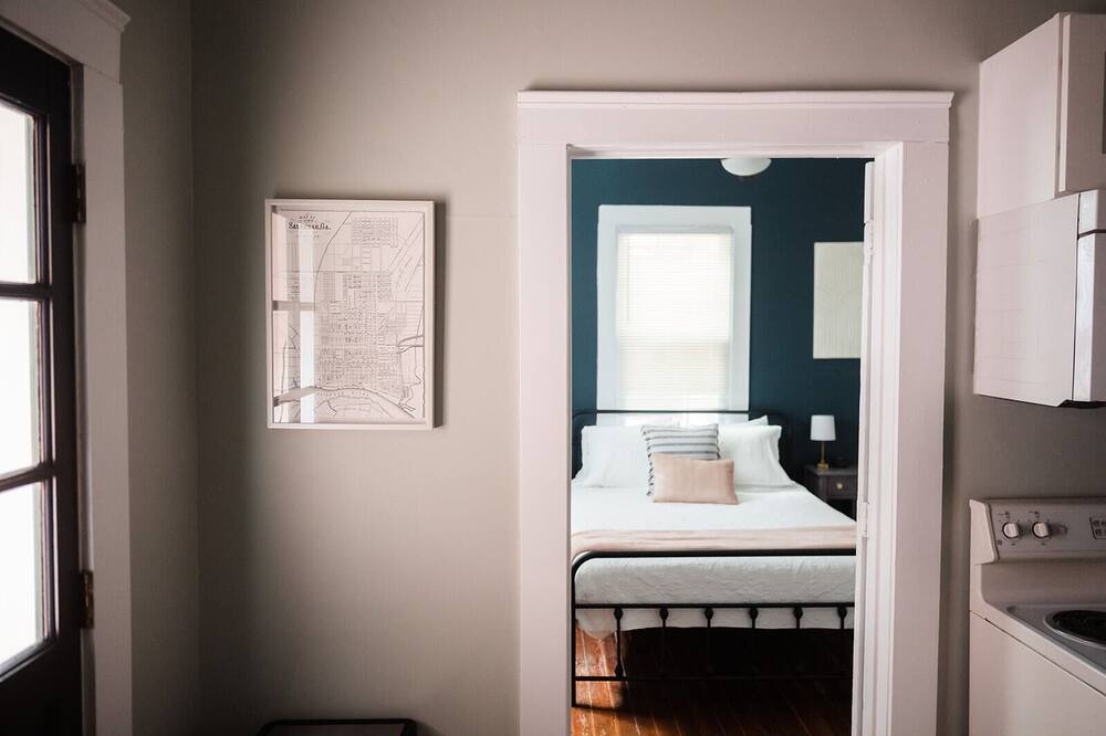 Photo of Bedroom in Kayton - Frazier Area