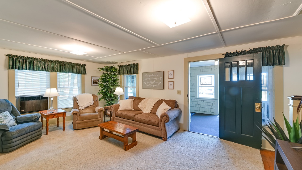 Photo of Livingroom in Bath