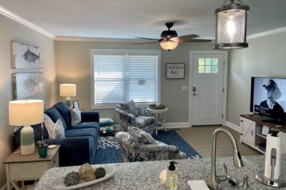 Photo of Livingroom in Morehead City
