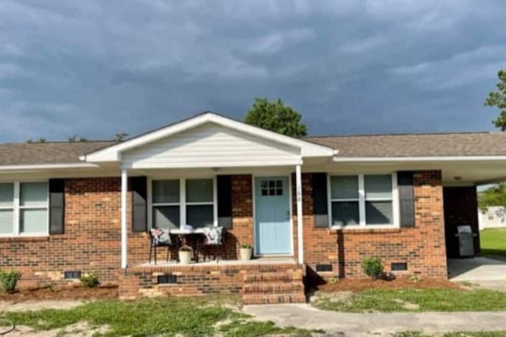 Photo of Outdoor in Morehead City