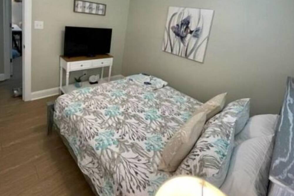 Photo of Bedroom in Morehead City