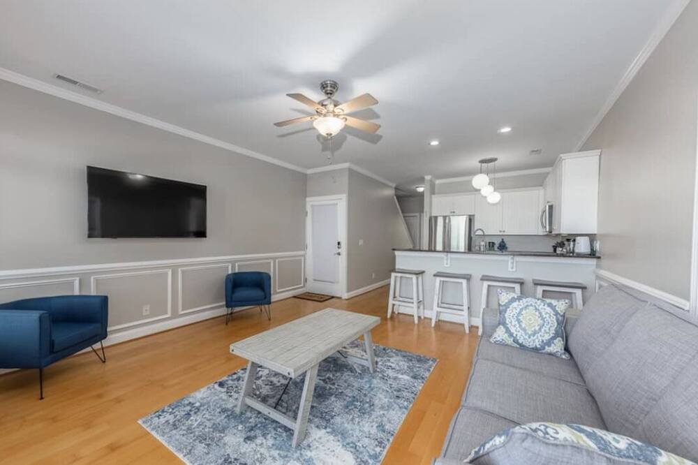Photo of Livingroom in Fairfield Harbour