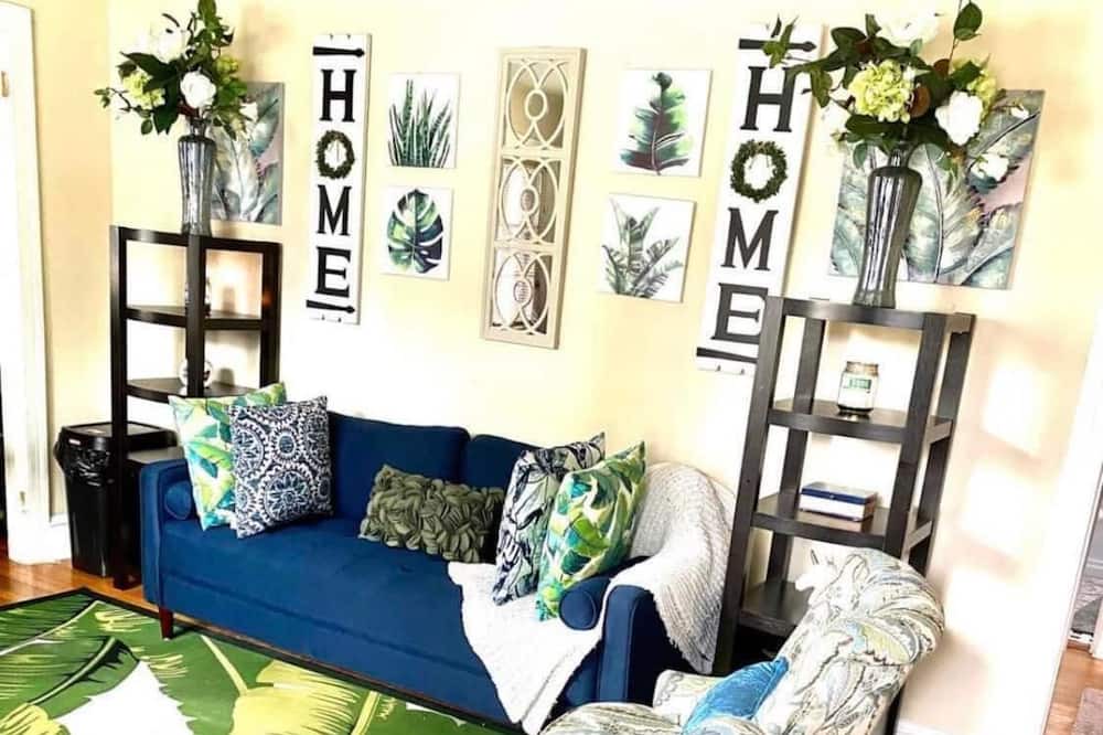 Photo of Livingroom in Kinston
