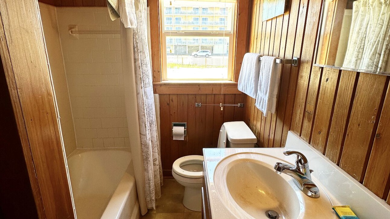 Photo of Bathroom in Nags Head
