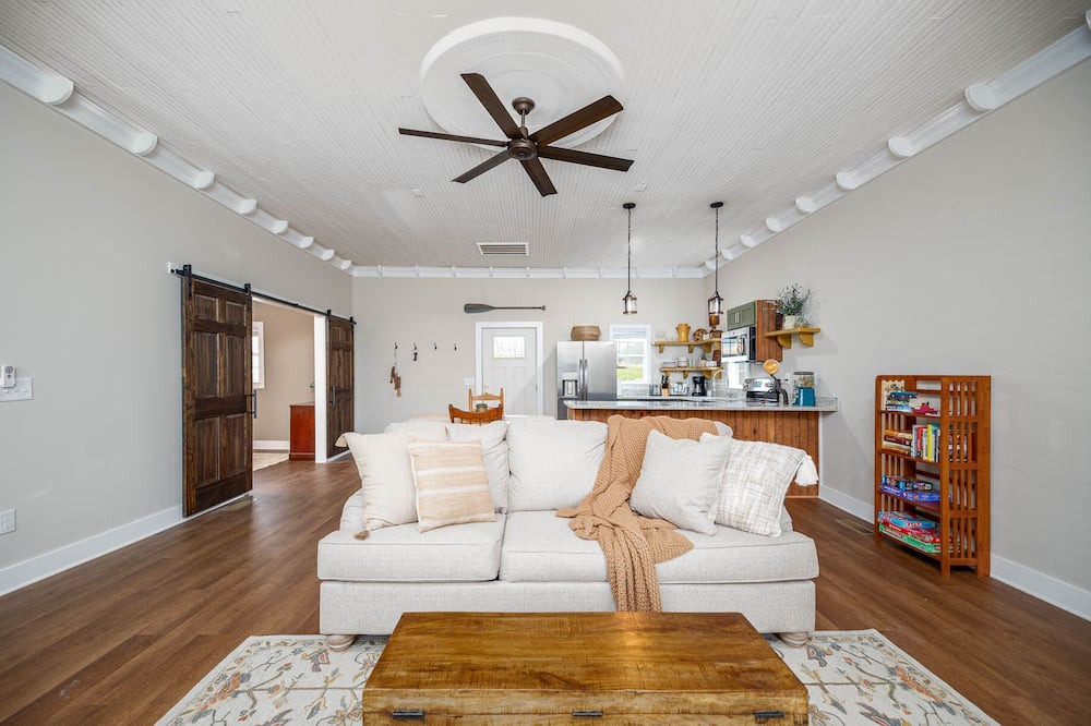 Photo of Livingroom in Franklinville