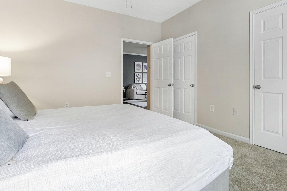 Photo of Bedroom in Jamestown