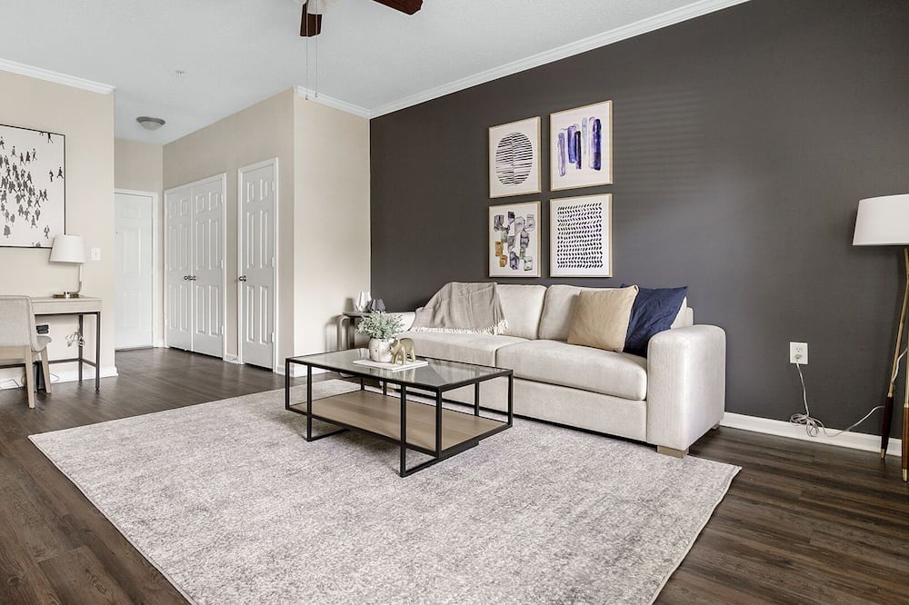 Photo of Livingroom in Jamestown