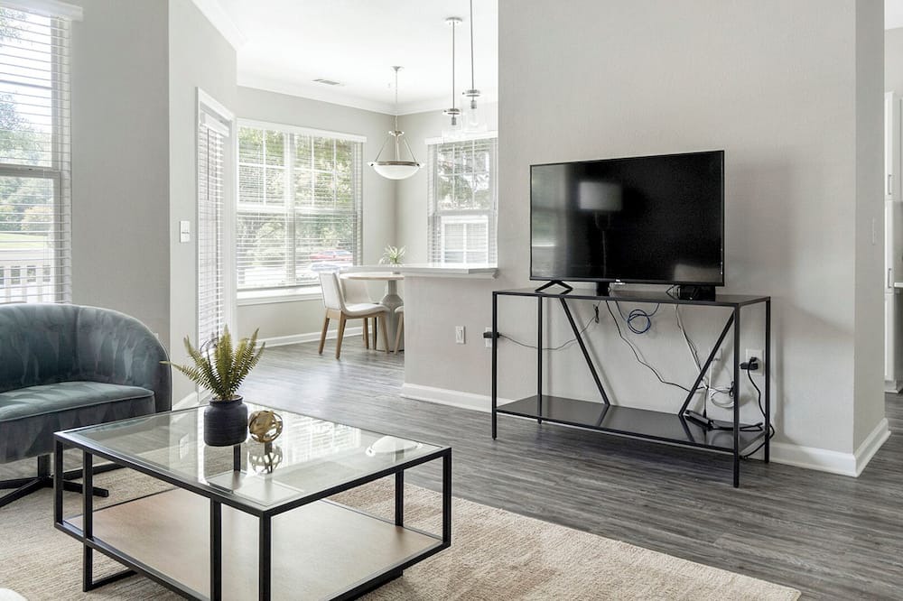 Photo of Livingroom in Raleigh
