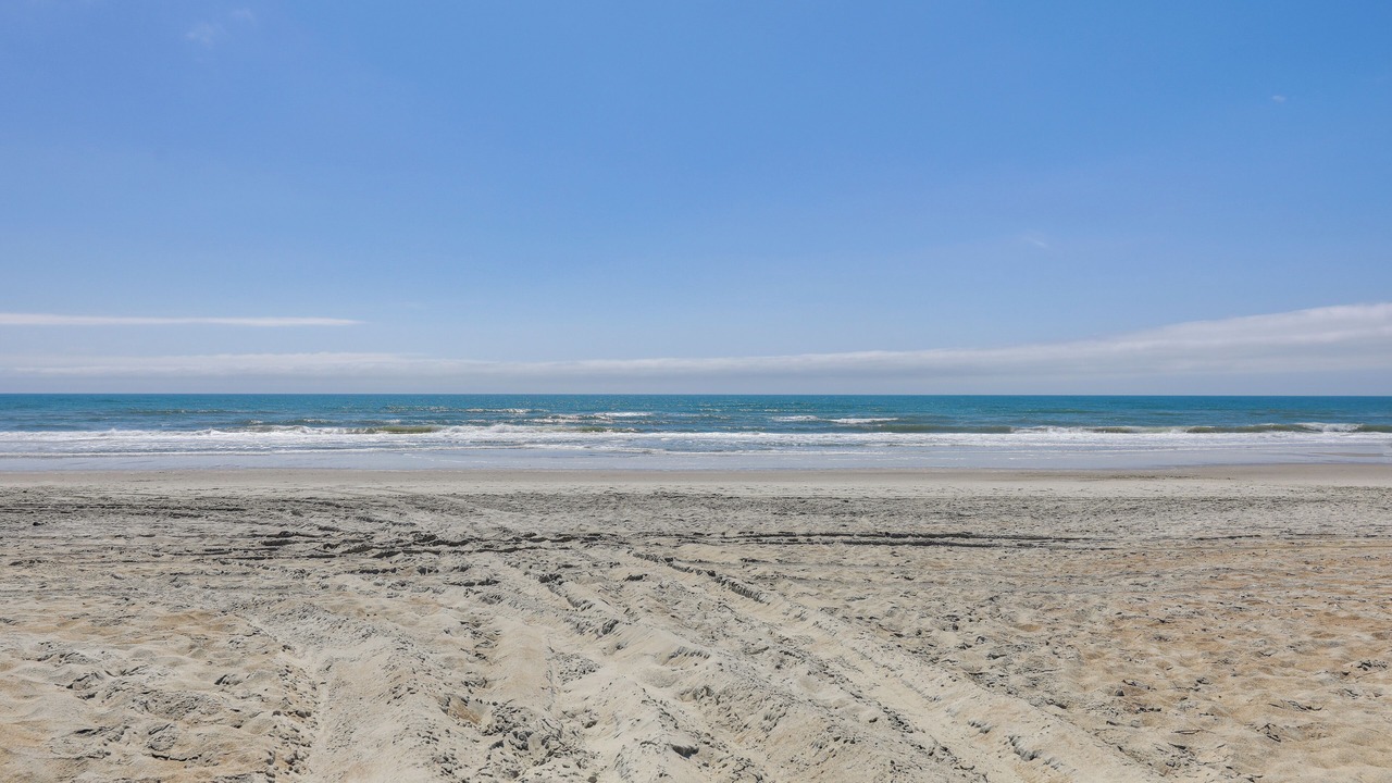 Photo of Others in Emerald Isle