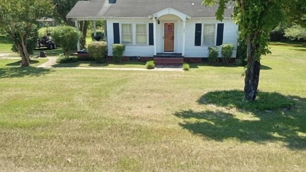 Photo of Outdoor in Rockingham