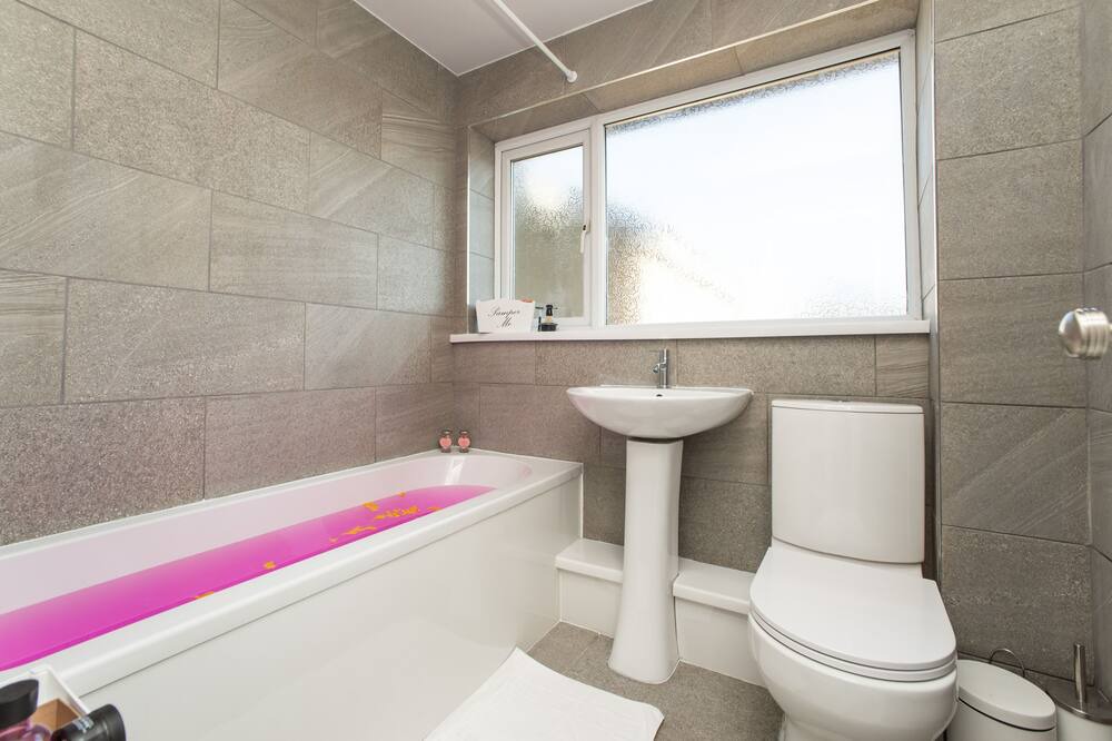 Photo of Bathroom in Newcastle-upon-Tyne