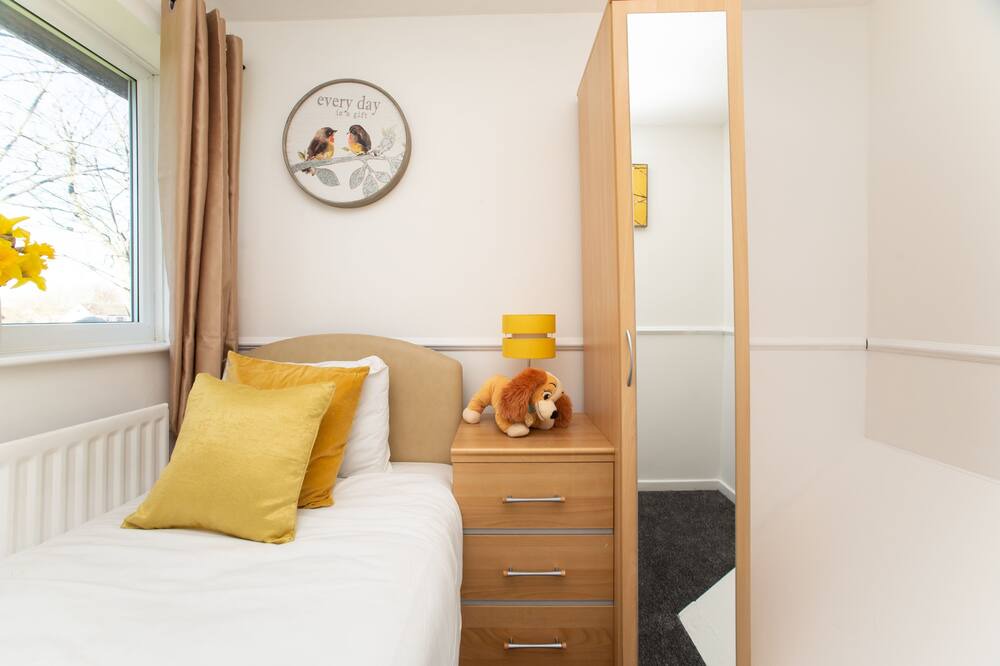 Photo of Bedroom in Newcastle-upon-Tyne