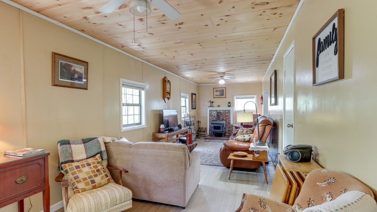 Photo of Livingroom in Unaka