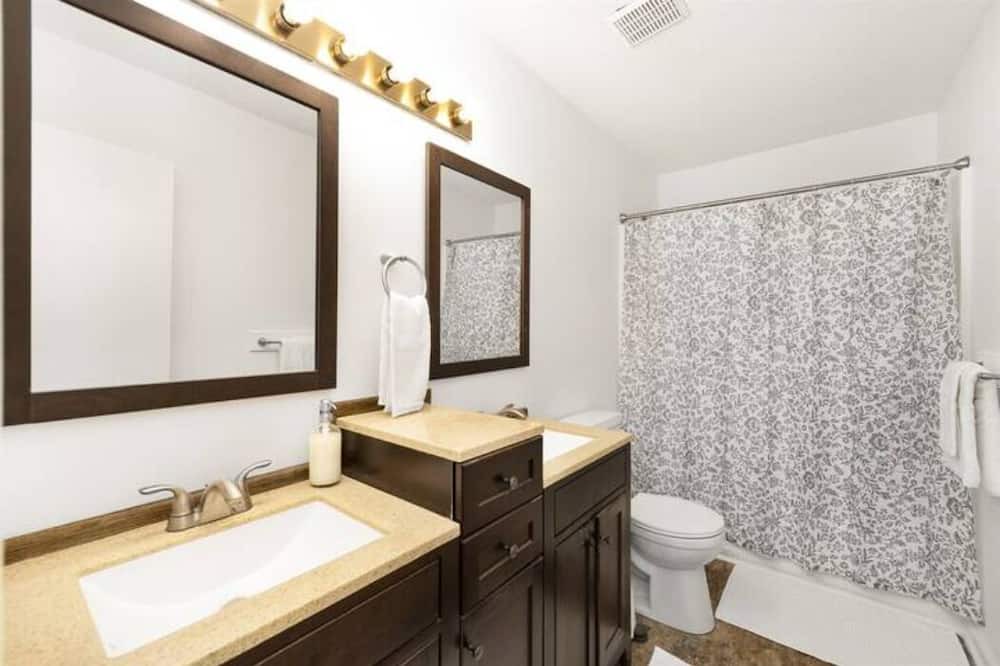 Photo of Bathroom in Matthews