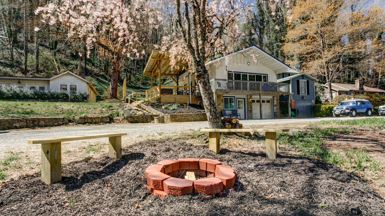 Photo of Outdoor in Bat Cave
