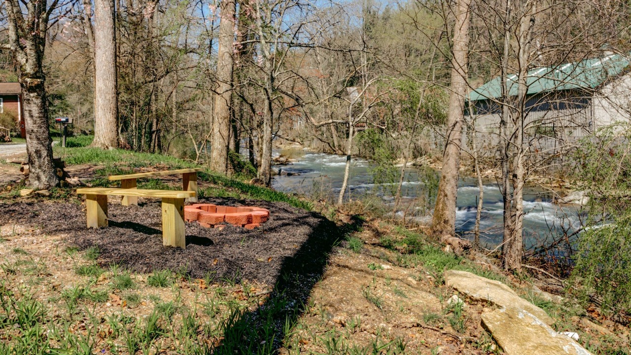 Photo of Outdoor in Bat Cave
