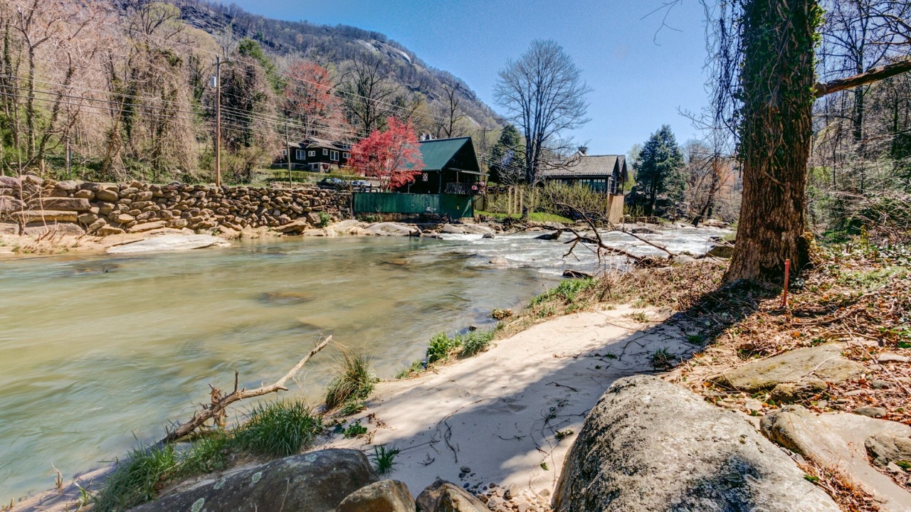 Photo of Outdoor in Bat Cave