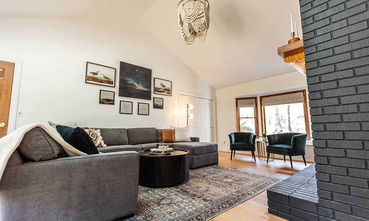 Photo of Livingroom in Royal Pines