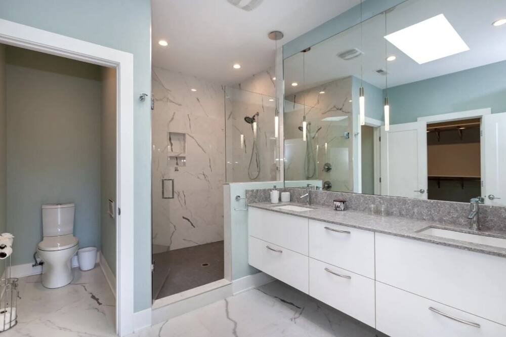 Photo of Bathroom in Laurinburg