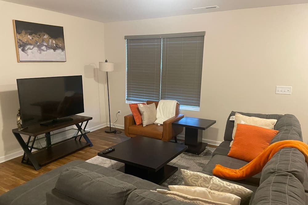 Photo of Livingroom in Burlington