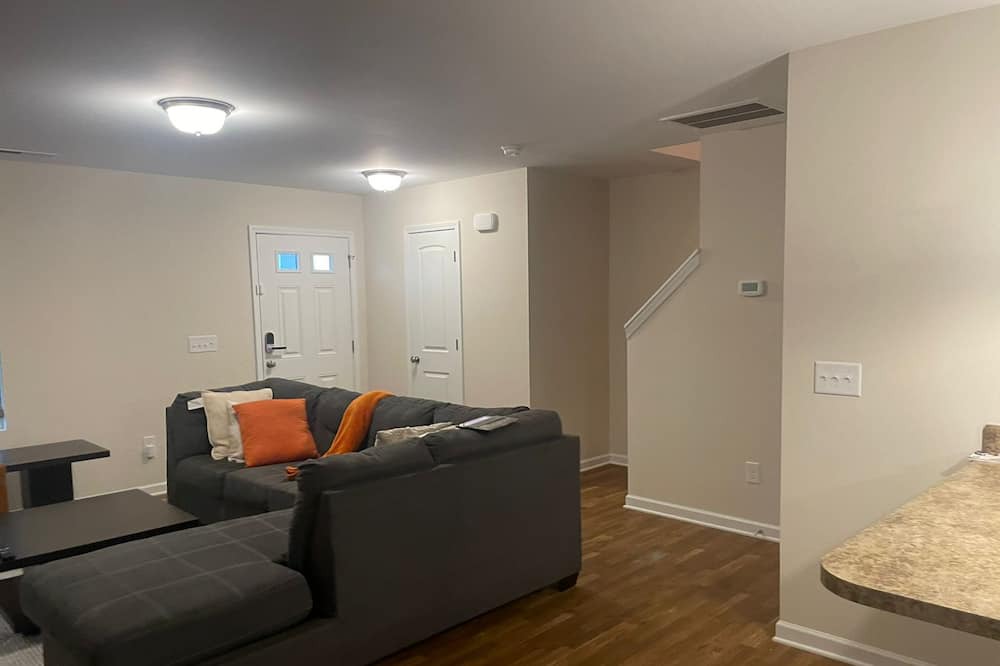 Photo of Livingroom in Burlington