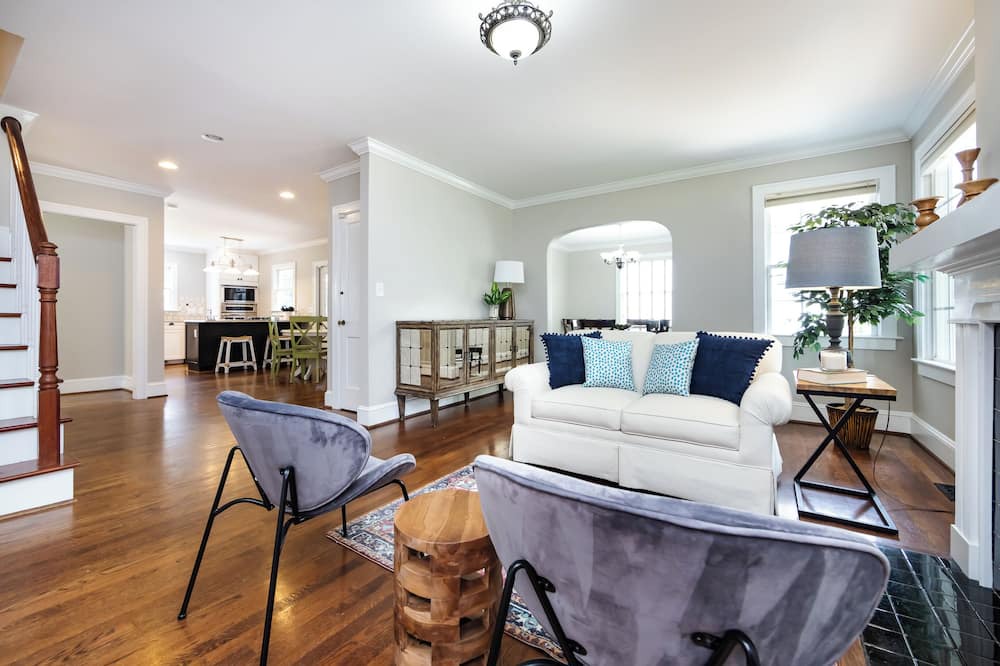 Photo of Livingroom in Plaza Midwood